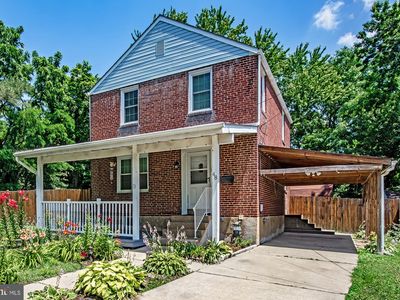 48 Marion Ave