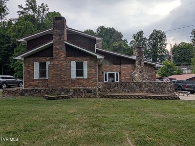 Property at 170 Pleasant Dr, Clintwood, VA
