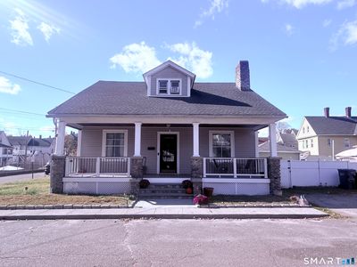 16 Holbrook Court