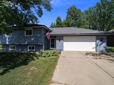412 N Needles Dr