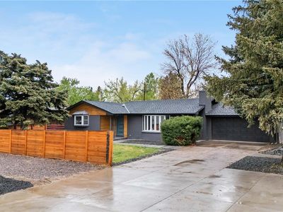 2320 S Valley Highway