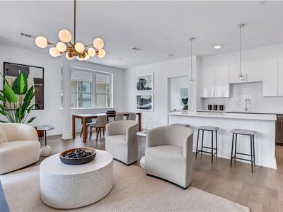 775 Juniper St NE #611