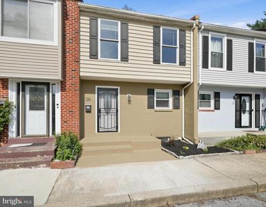28 Duquesne Ct