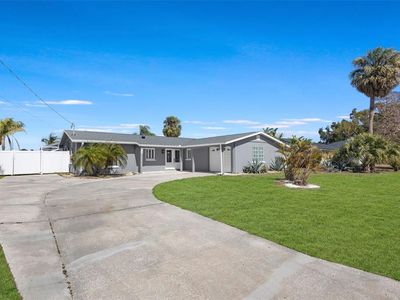 729 Spanish Main Dr