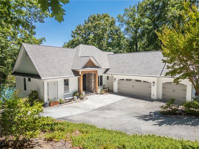 206 N Beacon Shores Dr
