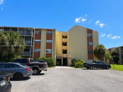 3600 NW 21st St APT 313