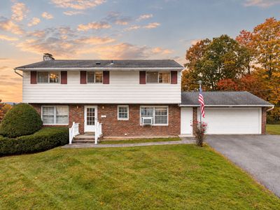 Property at 621 Ventura Blvd, Endwell, NY
