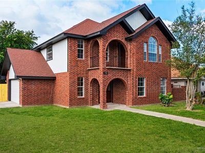 Property at 716 E Bugambilia Ave, Hidalgo, TX
