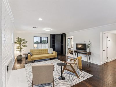 6325 N Villa Ave APT 122