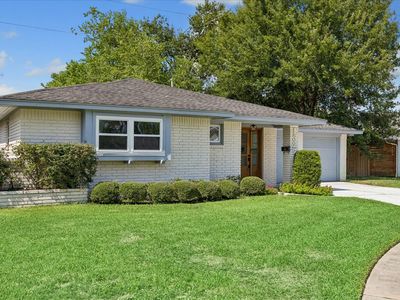 1327 Guese Rd