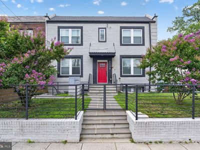 200 Hamilton St NW #6