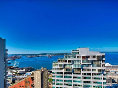 2033 2nd Avenue #2010