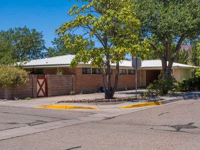 411 Schmidt Pl SW