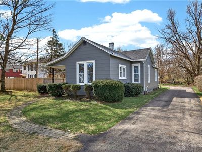 3819 New Carlisle Pike