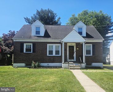 106 Curtis Ave