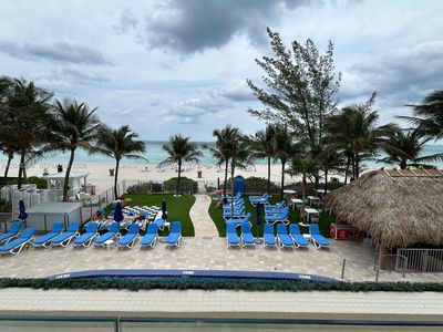 18683 Collins Ave #1706