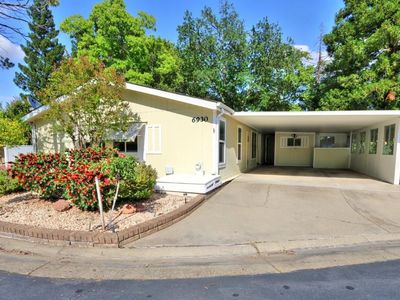 6930 Lake Tree Ln