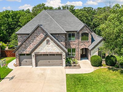 3260 Laurel Cir