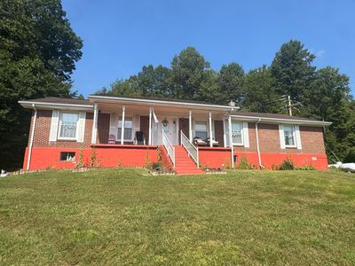 233 Martin Ln