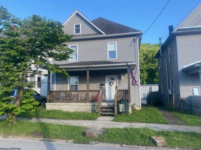 12 Locust St