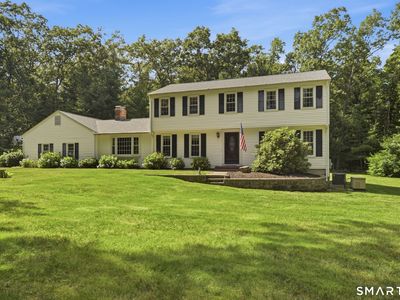 9 Douglass Drive