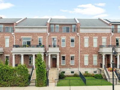 106 S Niles Ave
