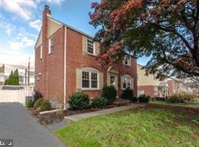 216 Wickford Rd