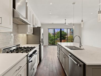 5122 Capitol Ave Unit 103