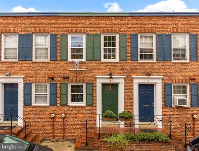 2 Browns Ct SE