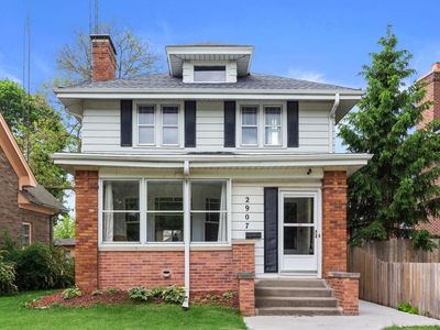 2907 Washington AVENUE