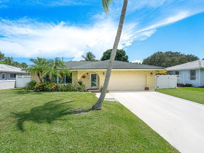 4520 NW 5TH Avenue