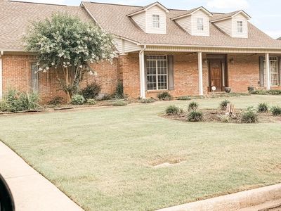 913 Bonnie Blue Dr