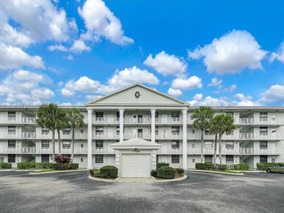 1705 Whitehall Dr APT 403
