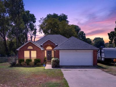 304 Daisy Rd