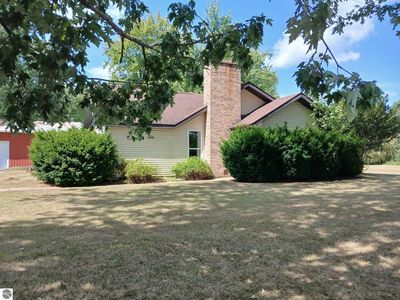 4589 N Geneva Rd