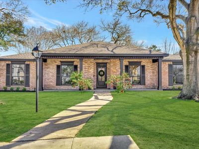 1610 San Sebastian Ln