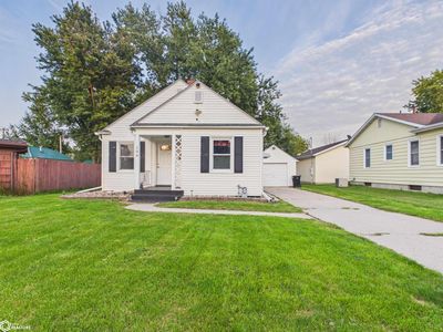 106 S Webster St