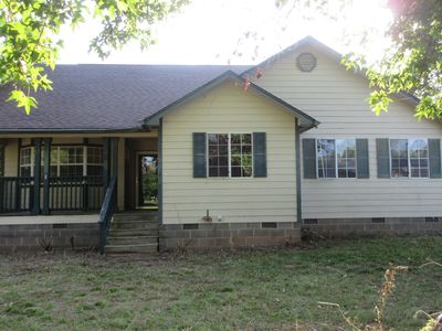 396 Meadow Dr