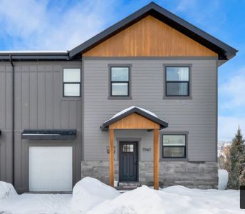 3547 N Creekside Way