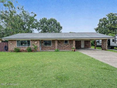 2215 Popps Ferry Rd