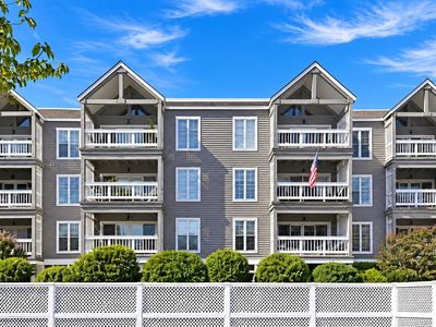 4800 Harbor Beach Blvd APT 1202