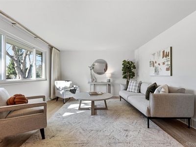 1208 S Brentwood Street