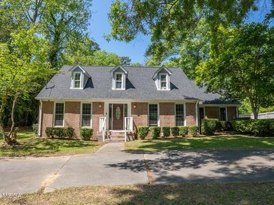 4811 Guerry Dr
