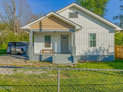 1002 Maryville Pike