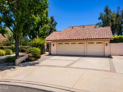 3374 Onyx Cir
