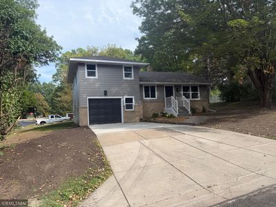200 6th Ave S