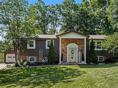 930 Ivy Dr