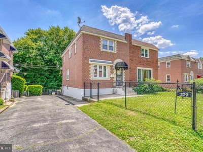 Property at 329 Laurel Rd, Sharon Hill, PA
