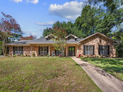 2921 Sullivan Dr