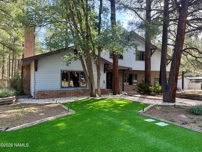 3940 N Paradise Rd